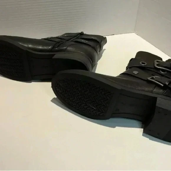 Size 9M Black Indigo RD Boots With Belt Buckles And Zipper With Silver Hardware - Picture 5 of 8